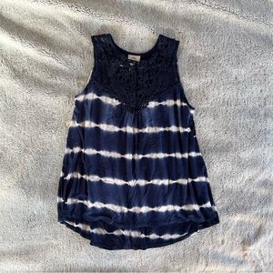 Sleeveless Maternity Top